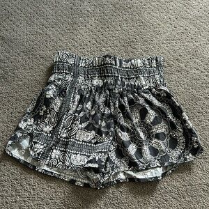 Free People, the way home shorts, black bandana print, Small
